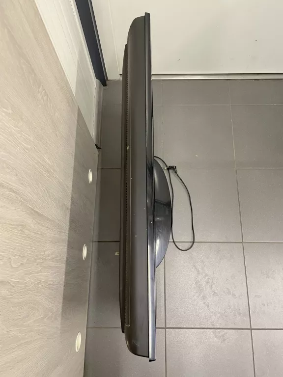 TELEWIZOR SAMSUNG LE32D400E1W