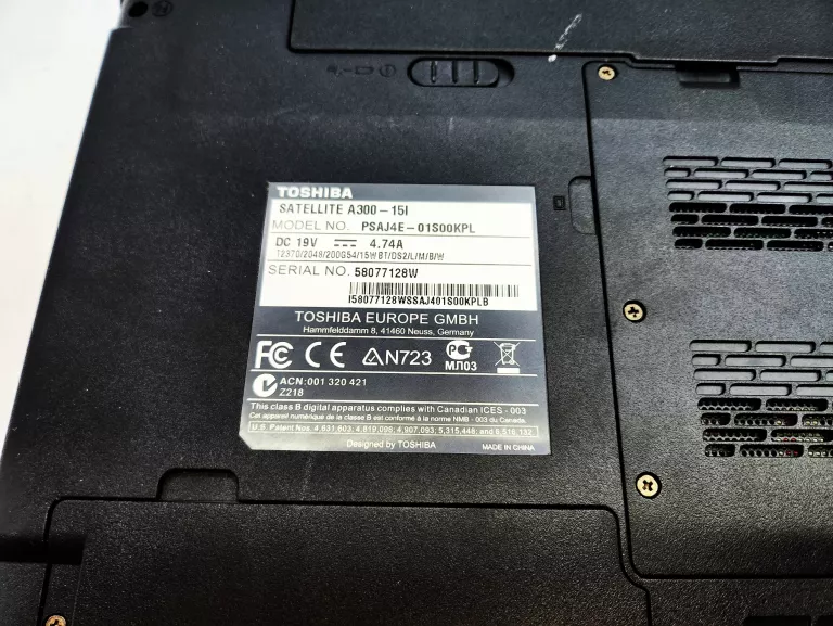 LAPTOP TOCHIBA SATELLITE A300