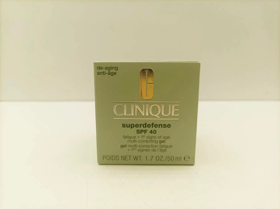 clinique-superdefense-spf40-zel-przeciwstarzeniowy-psie-budy-56-wroclaw