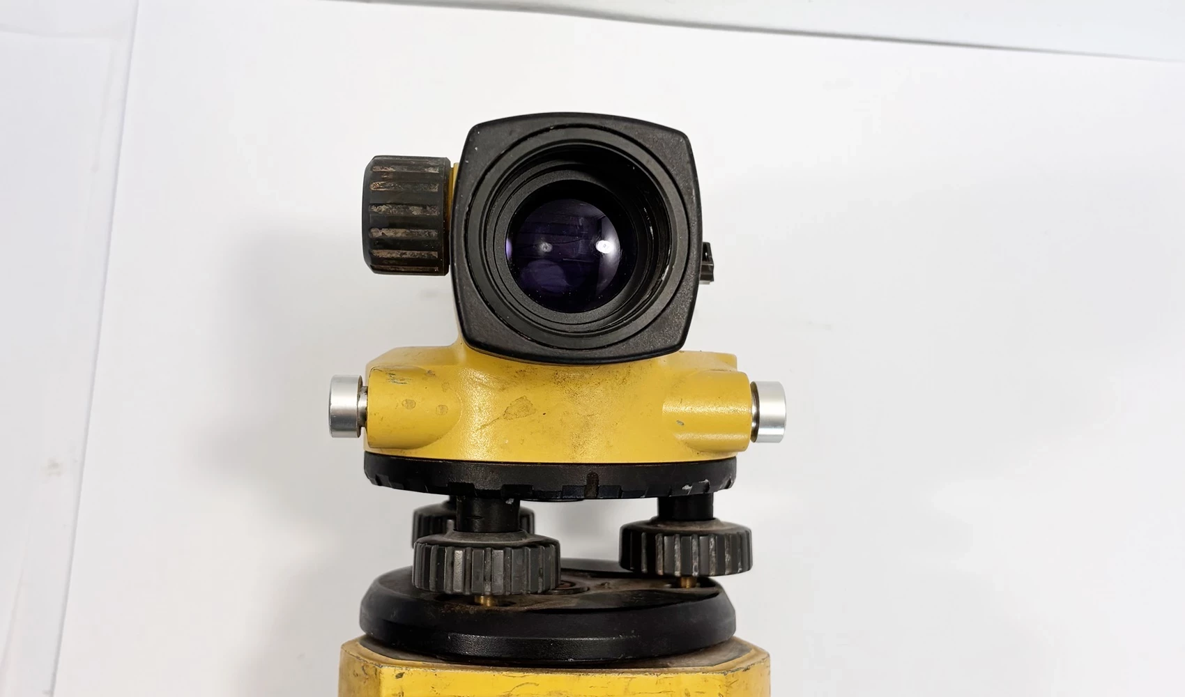 niwelator-optyczny-topcon-at-b4-statyw-model-at-b4