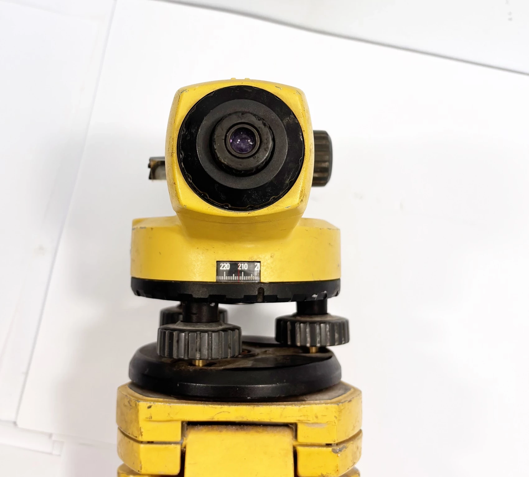 niwelator-optyczny-topcon-at-b4-statyw-stan-11323-2