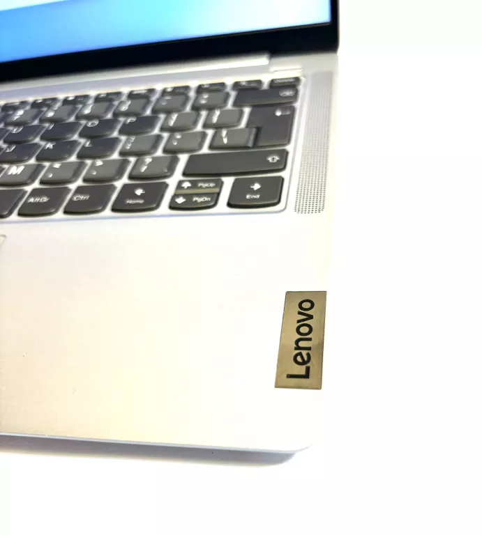 LAPTOP LENOVO IDEAPAD 5 PRO 14ACN6 + POKROWIEC