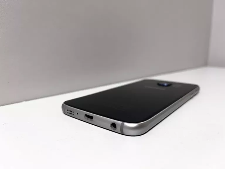 TELEFON SAMSUNG GALAXY S6 3 GB / 32 GB 4G BATERIA DO WYMIANY