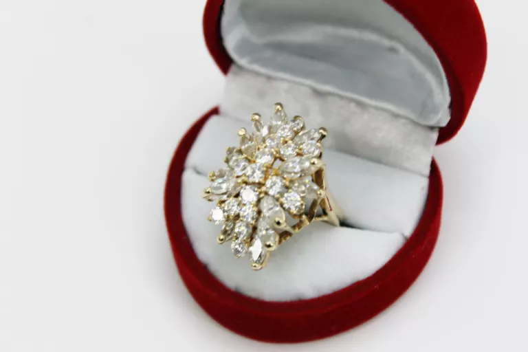 zjawiskowy-zloty-pierscien-z-cyrkoniami-pr-585-rozm-16-waga-432