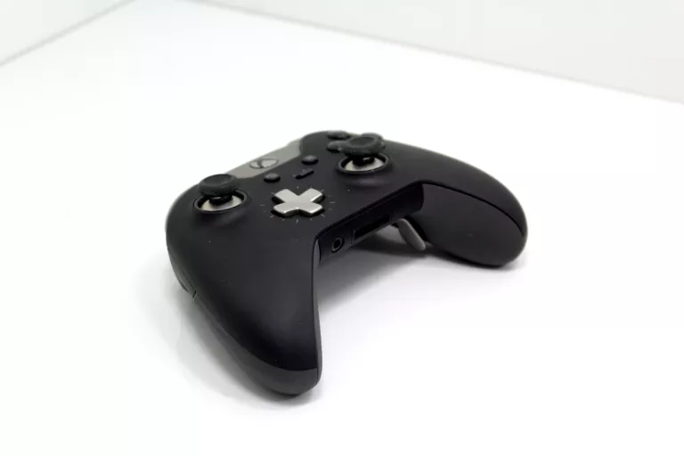 PAD DO KONSOLI XBOX ELITE 1