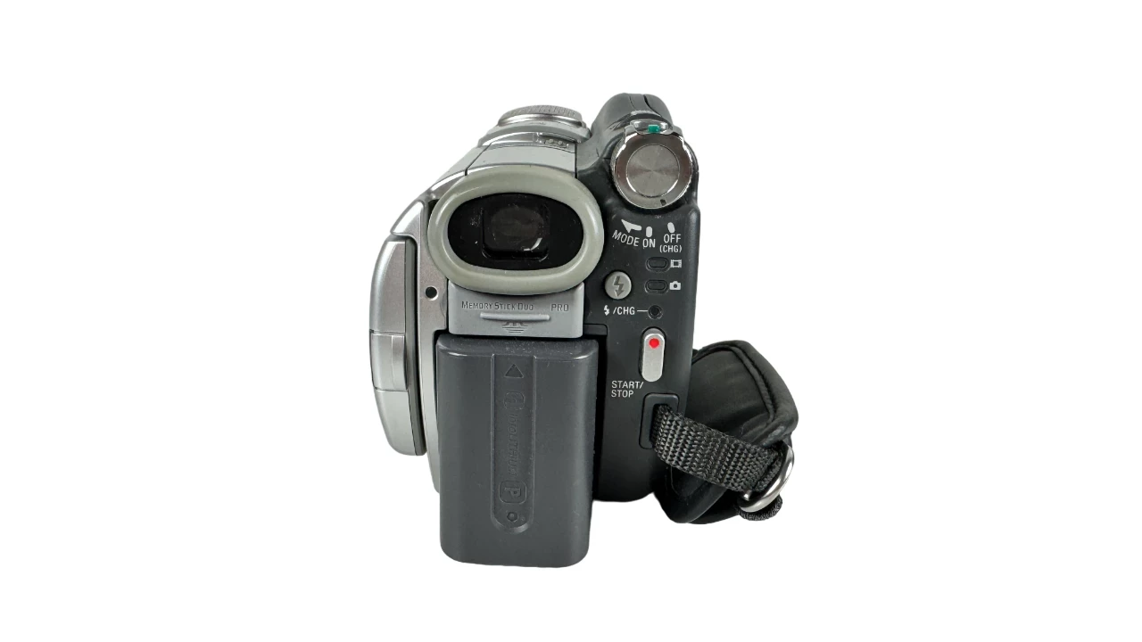 kamera-sony-dcr-dvd404-na-plyty-dvd-rw-optyka-carl-zeiss-marka-217897-279169