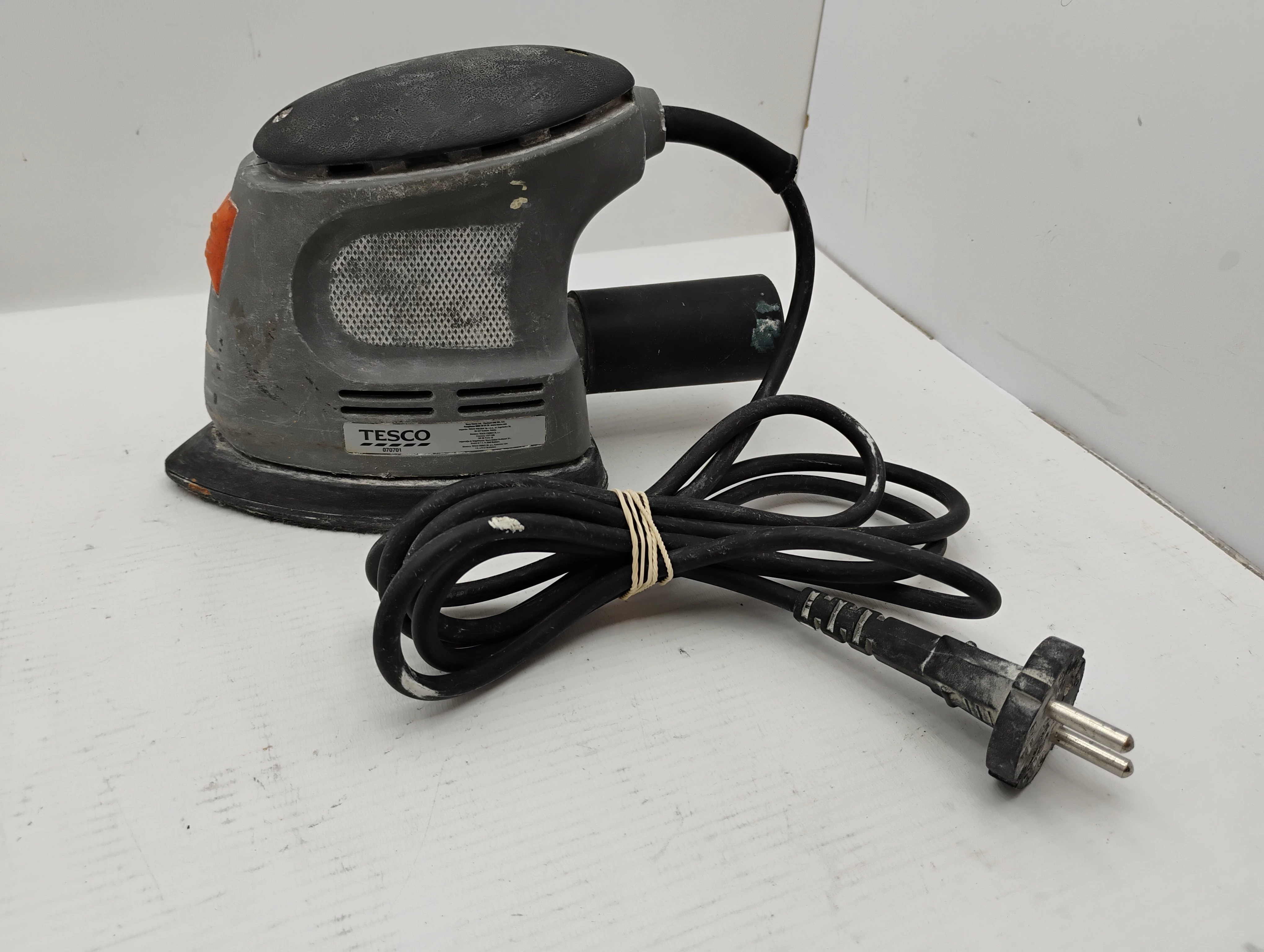 szlifierka-oscylacyjna-tesco-070701-grunwaldzka-12-ostroda