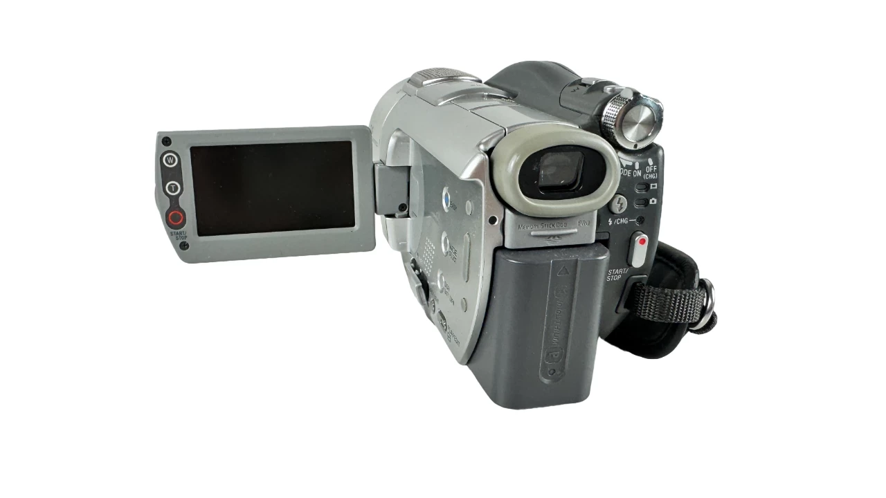 kamera-sony-dcr-dvd404-na-plyty-dvd-rw-optyka-carl-zeiss-nosnik-217785-278817