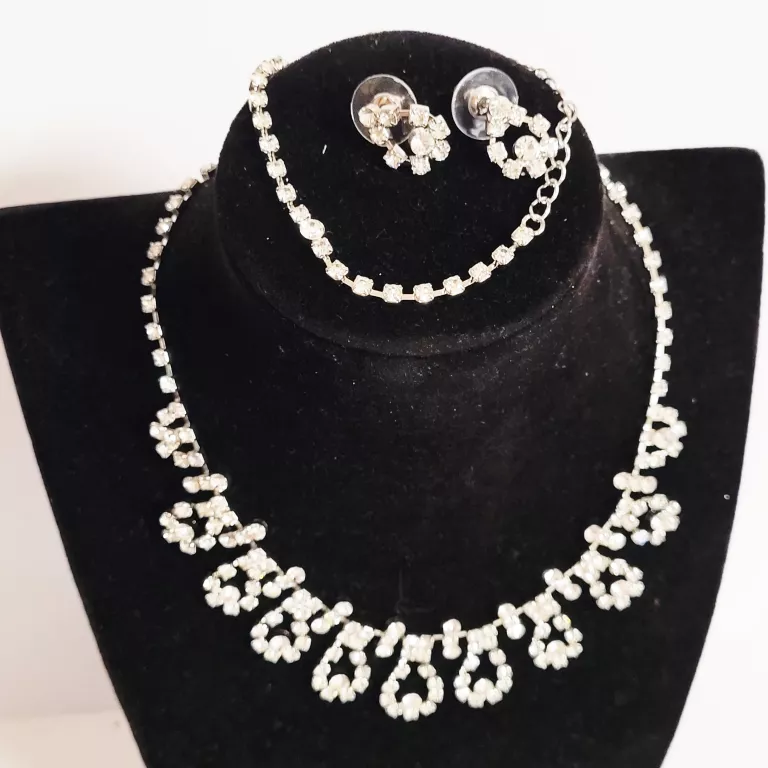 komplet-bizuterii-wieczorowej-kom456-aleja-wolnosci-15b-czestochowa-sj