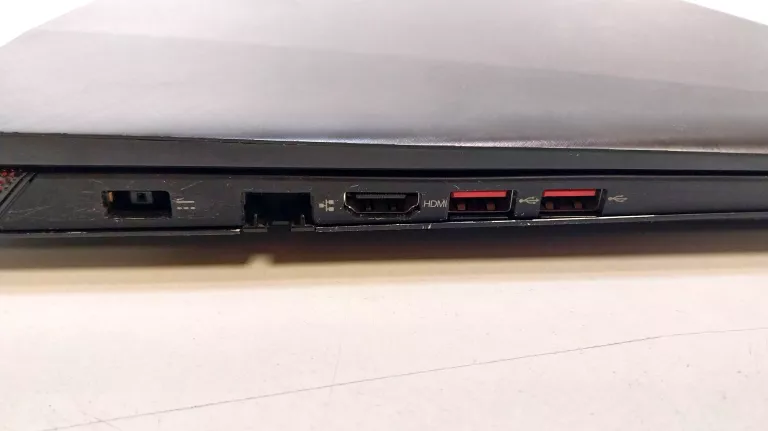 LAPTOP LENOVO Y70-70 TOUCH I5 16GB/ 240GB OPIS!!
