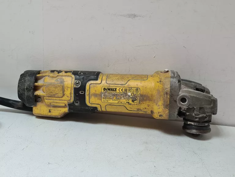SZLIFIERKA KĄTOWA DEWALT DWE4257
