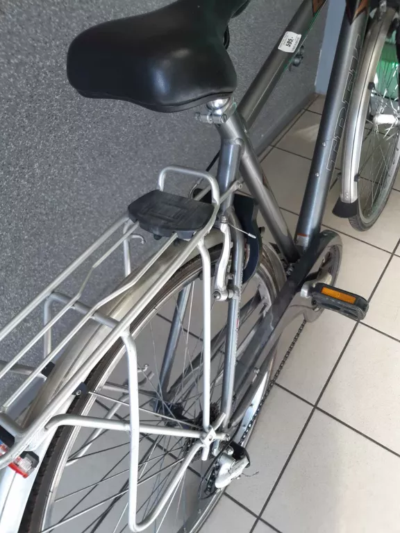 ROWER TREK T80 28"