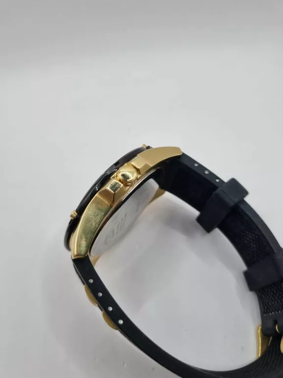 ZEGAREK MĘSKI GUESS GW0051G2