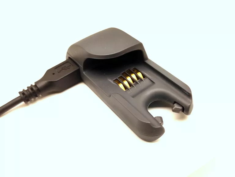 TRENINGOWE WODOODPORNE SŁUCHAWKI MP3 SONY NWZ-WS613