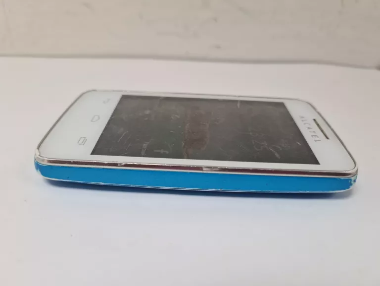 TELEFON ALCATEL 3040G