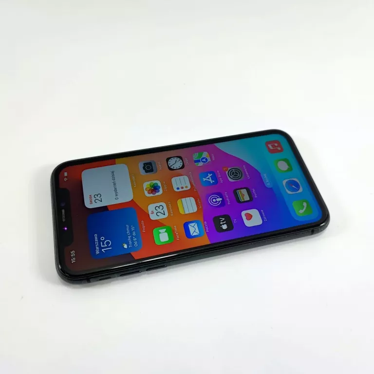 APPLE IPHONE 11 4 GB / 64 GB 4G (LTE) CZARNY