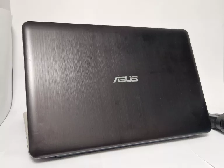 LAPTOP ASUS R540L 4GB/1 TB HDD -DZIAŁA TYLKO Z ZASILACZEM-