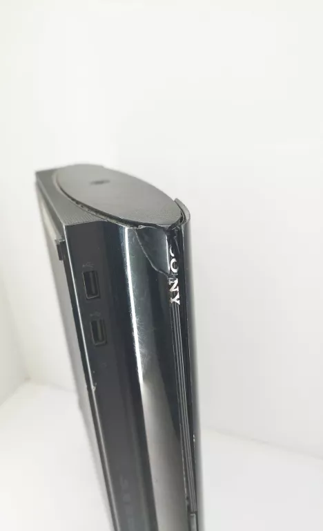 konsola-ps3-cech-4204c-liczba-kontrolerow-w-zestawie-205994-225550