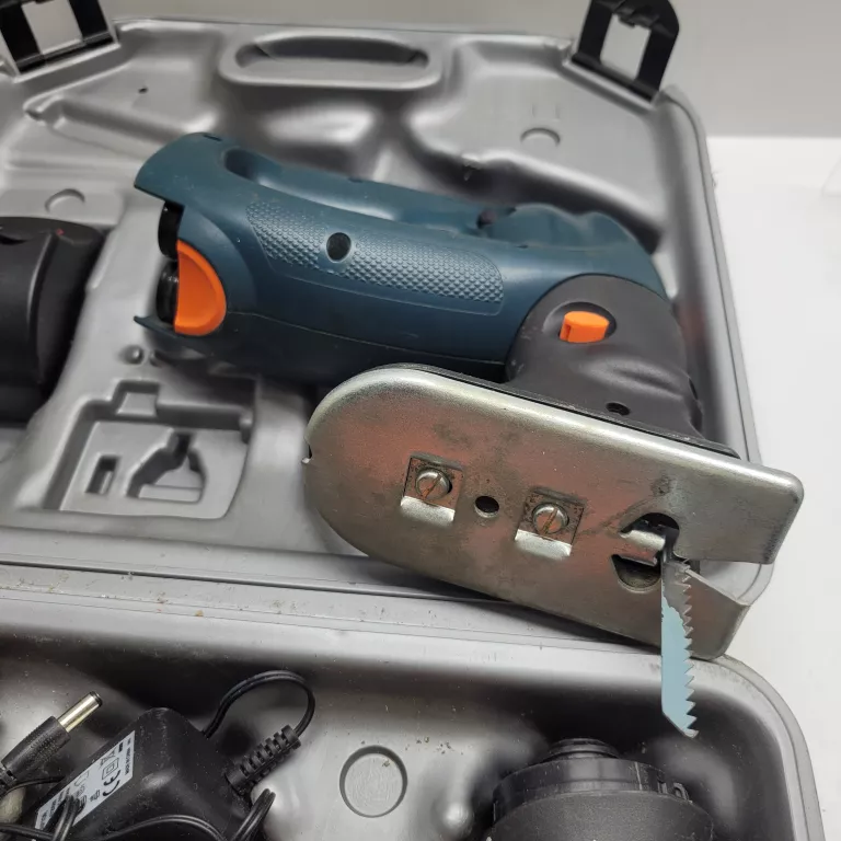 WYRZYNARKA ,WIERTARKA, SZLIFIERKA  BLACK DECKER VP2000