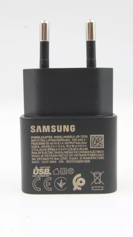 ŁADOWARKA SIECIOWA SAMSUNG USB TYP C DO SAMSUNG 3000 MA 5 V EP-T2510NBEGEU