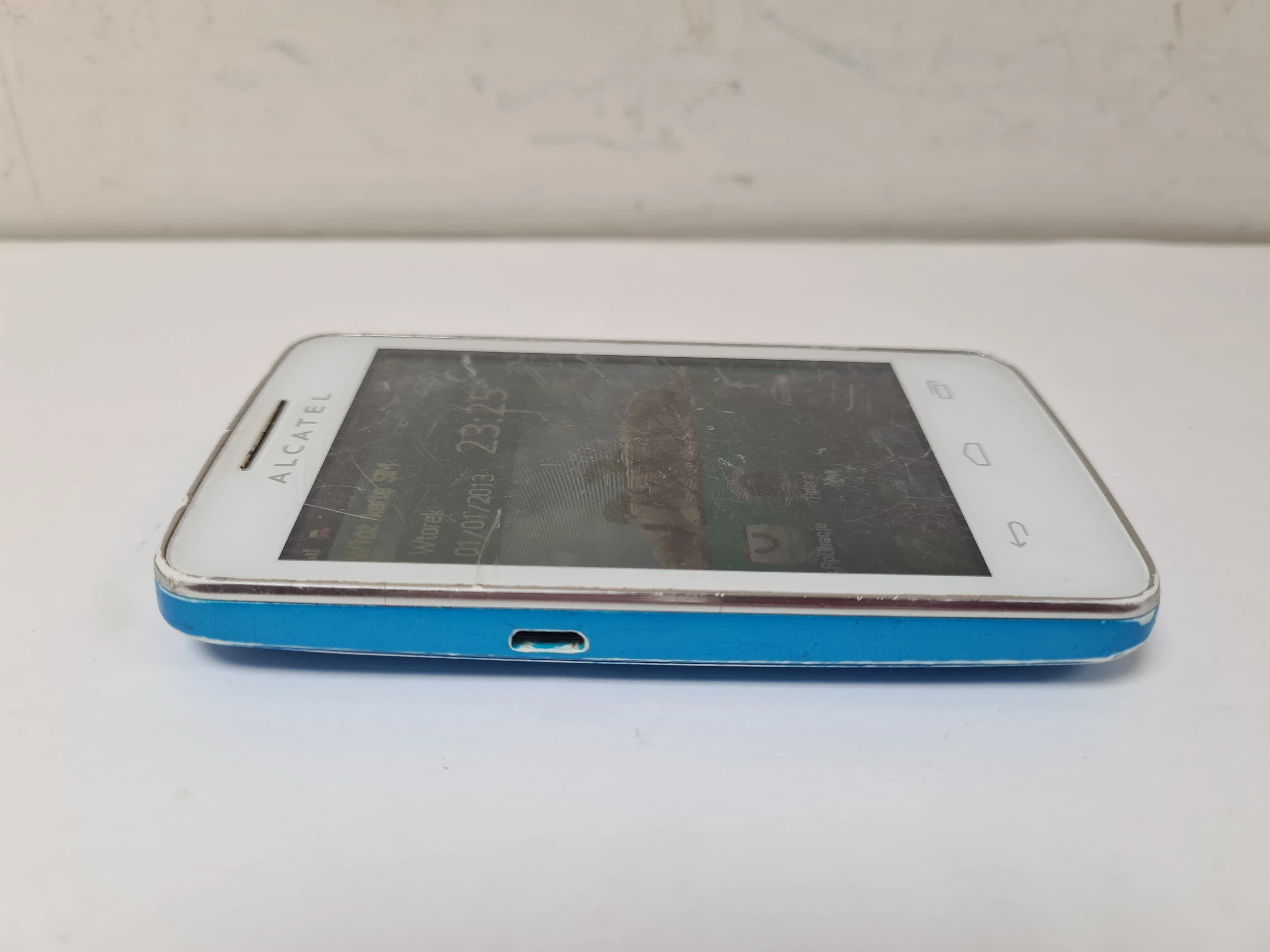 telefon-alcatel-3040g-kolor-127448-2