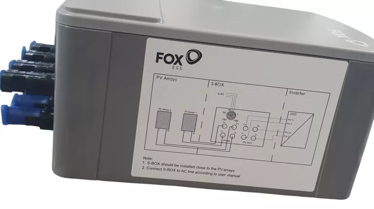 WYŁĄCZNIK PPOŻ FOXESS S-BOX 2 STRINGI IP66 WYŁACZNIK PRZECIWPOŻAROWY