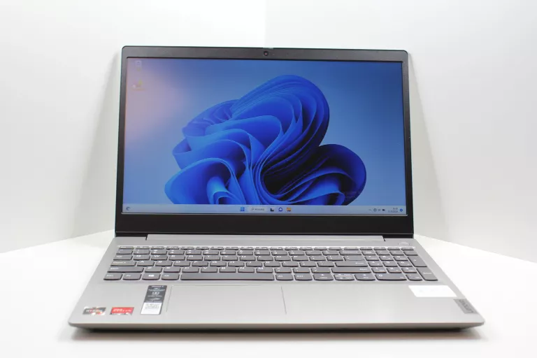 LENOVO IDEAPAD 3-15ADA