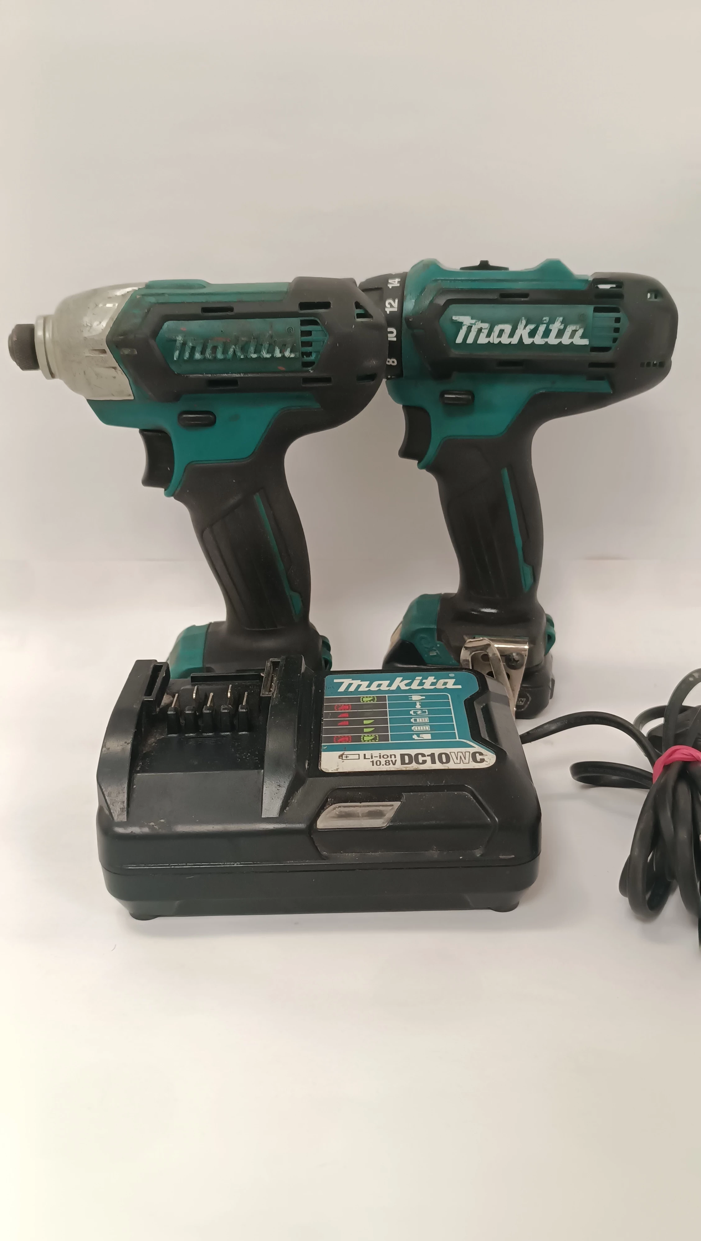 wkretarka-i-zakretarka-makita-2xaku-lad-kolejowa-7-ostrow-wielkopolski-sj