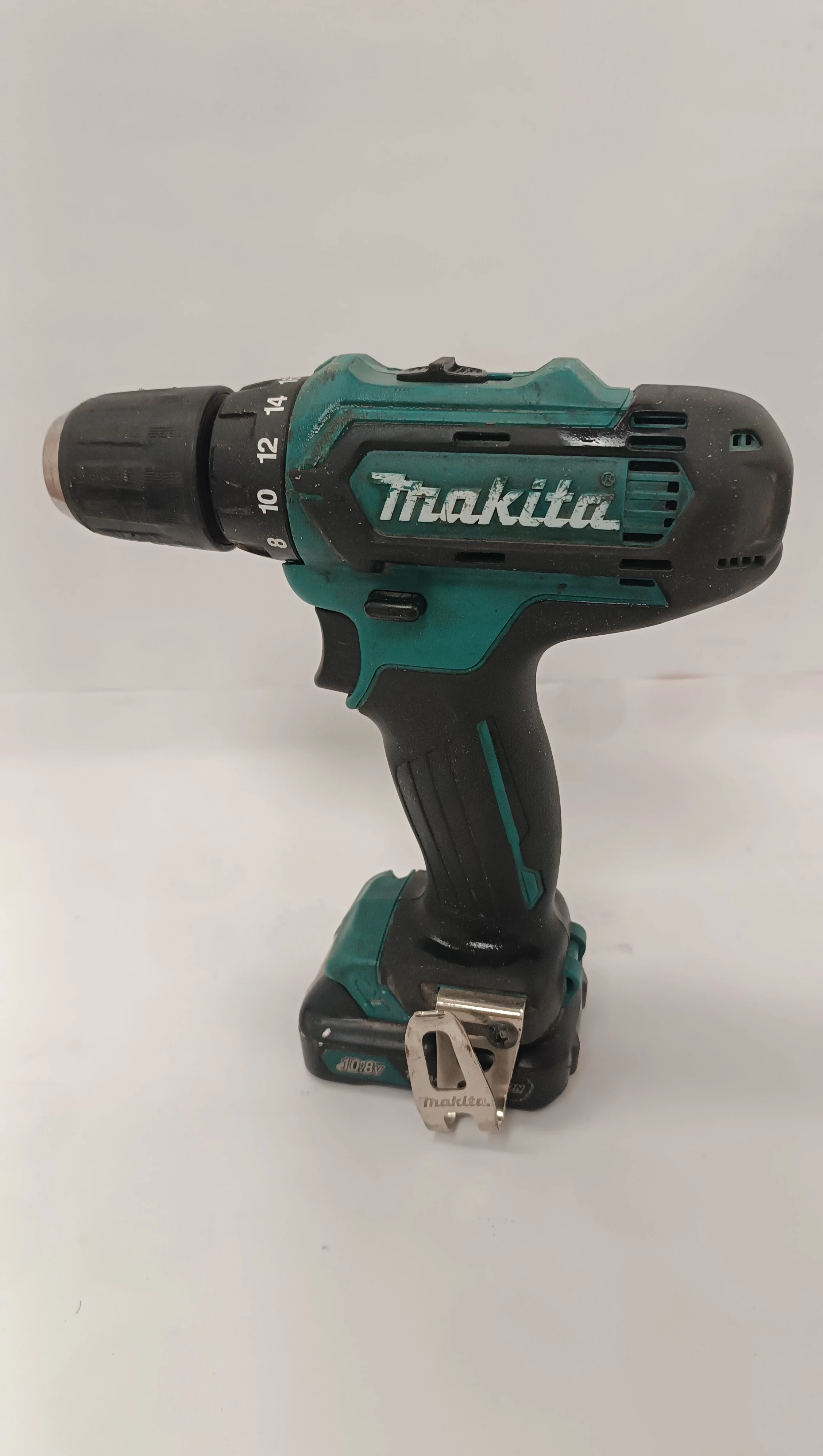 wkretarka-i-zakretarka-makita-2xaku-lad-stan-11323-2