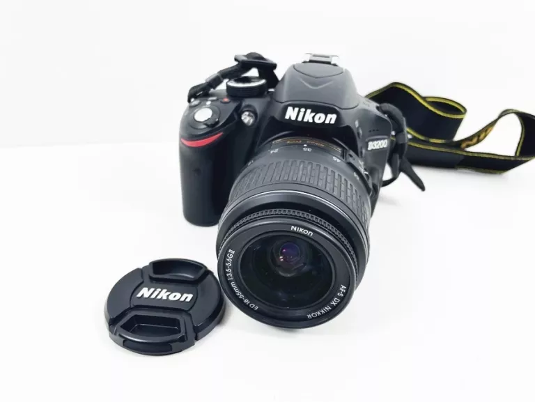 APARAT NIKON D3200 + OBIEKTYW 18-55 TORBA