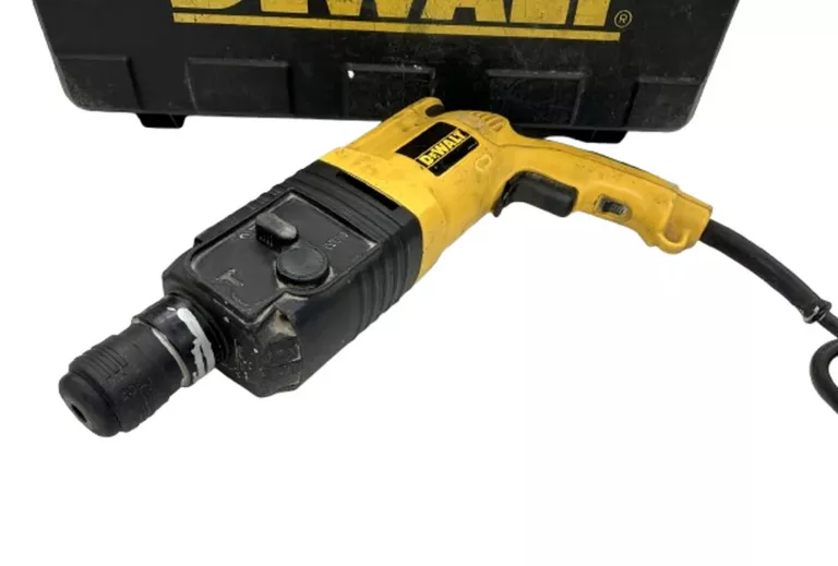 MŁOTOWIERTARKA DEWALT DW 566-QS
