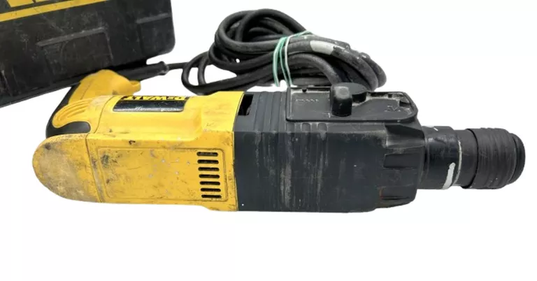 MŁOTOWIERTARKA DEWALT DW 566-QS