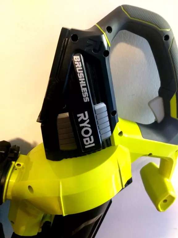 RYOBI DMUCHAWA ODKURZACZ AKUMULATOROWA Z ROZDRABNIACZEM OBV18 18V AKU ŁAD