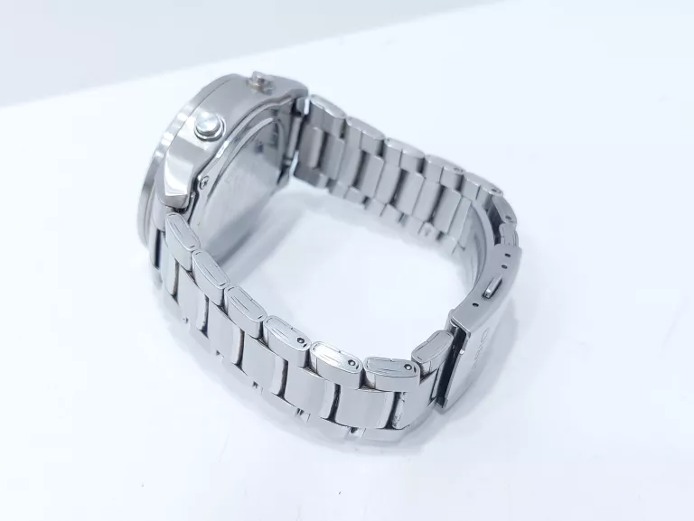 zegarek-casio-efa-118-mechanizm-18738-1