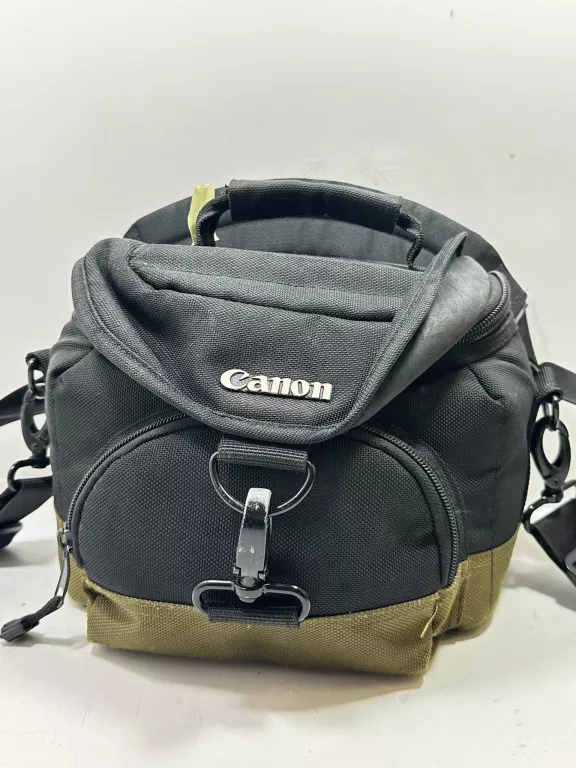 CANON D77
