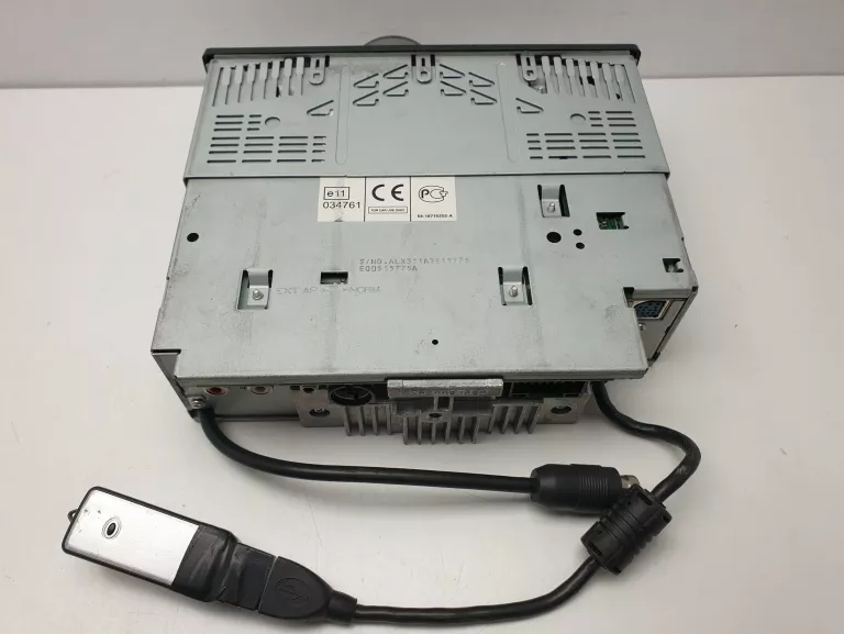 radioodtwarzacz-samochodowy-alpine-ida-x311rr-montaz-205798-224902