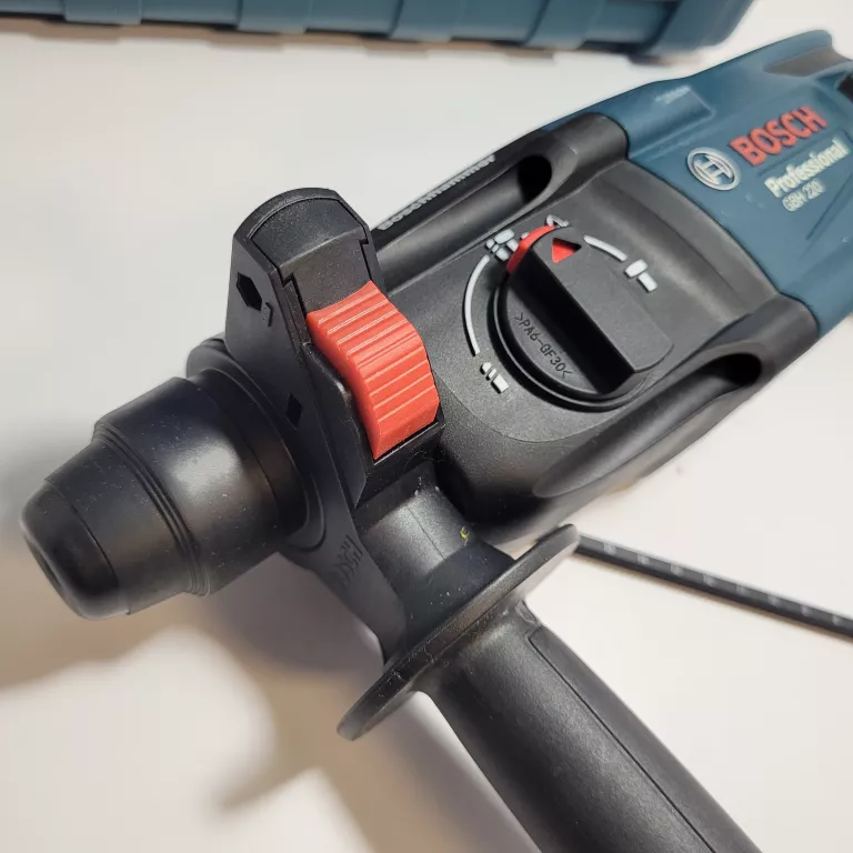MŁOTOWIERTARKA BOSCH BOSCH HAMMER GBH 220 SDS PLUS