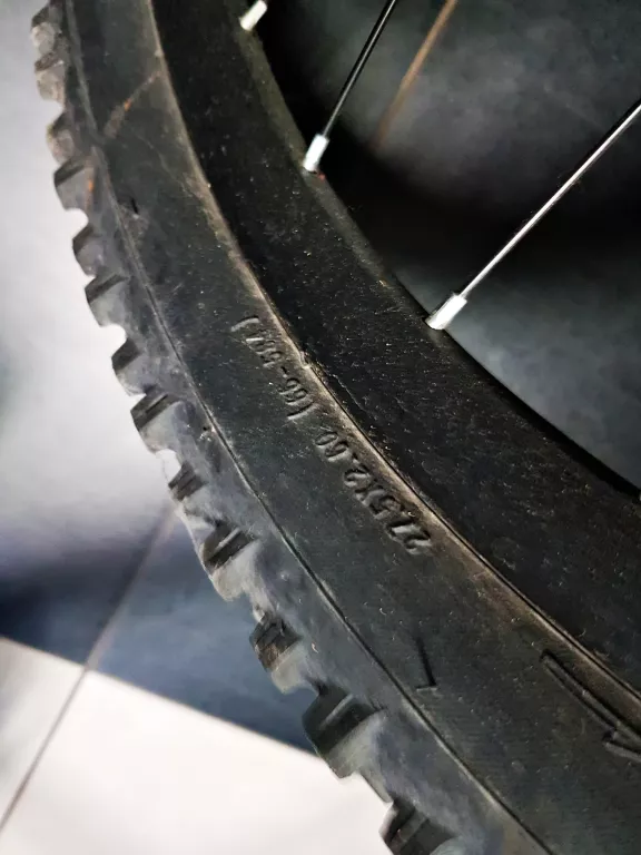 ROWER GÓRSKI INDIANA X-ENDURO 2.7 M19 27.5