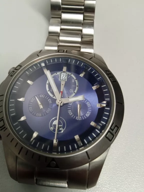 ZEGAREK BMW