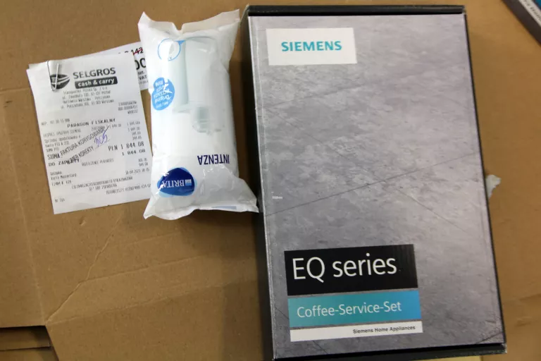 ekspress-do-kawy-simens-eq500-classic-tp507rx4-pojemnosc-zbiornika-na-wode-17-l