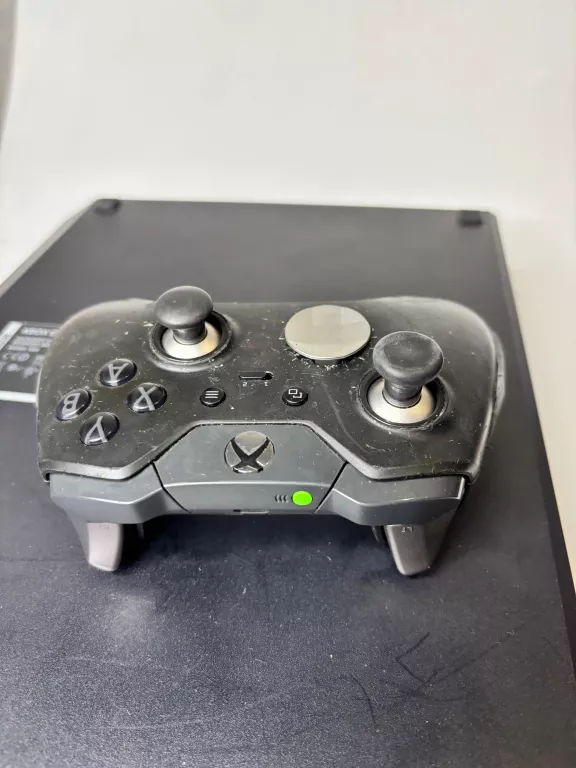 KONSOLA XBOX ONE ELITE / 1TB / MODEL : 1540 / KOMPLET