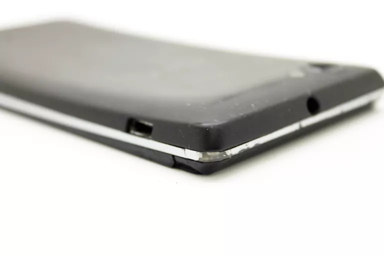 TELEFON SONY XPERIA J 26/24