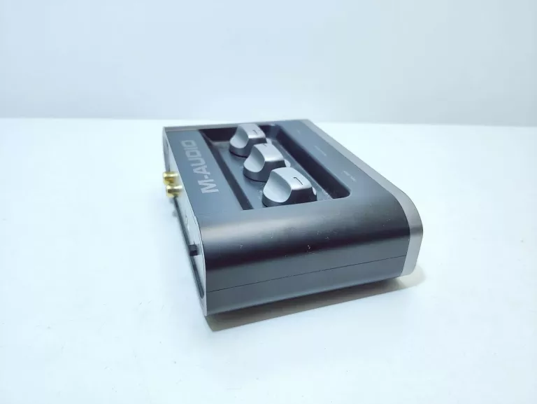 INTERFEJS AUDIO M-AUDIO FAST TRACK