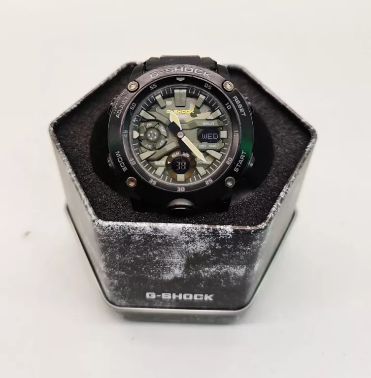 ZEGAREK CASIO G-SHOCK GA-2000SU-1AER