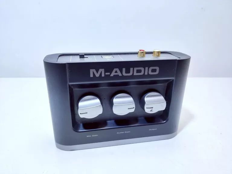 INTERFEJS AUDIO M-AUDIO FAST TRACK