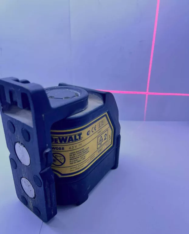 LASER DEWALT DW088 4,5 V