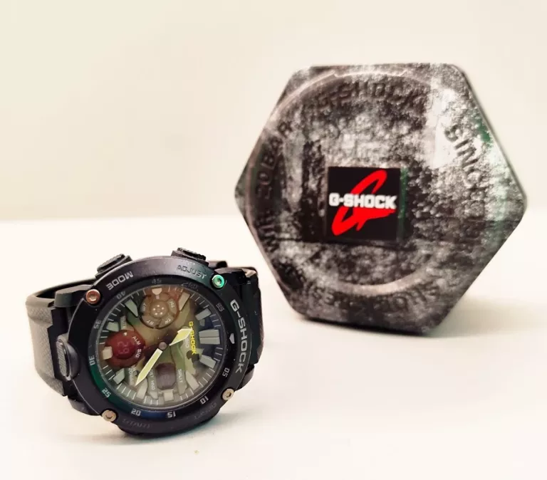 ZEGAREK CASIO G-SHOCK GA-2000SU-1AER
