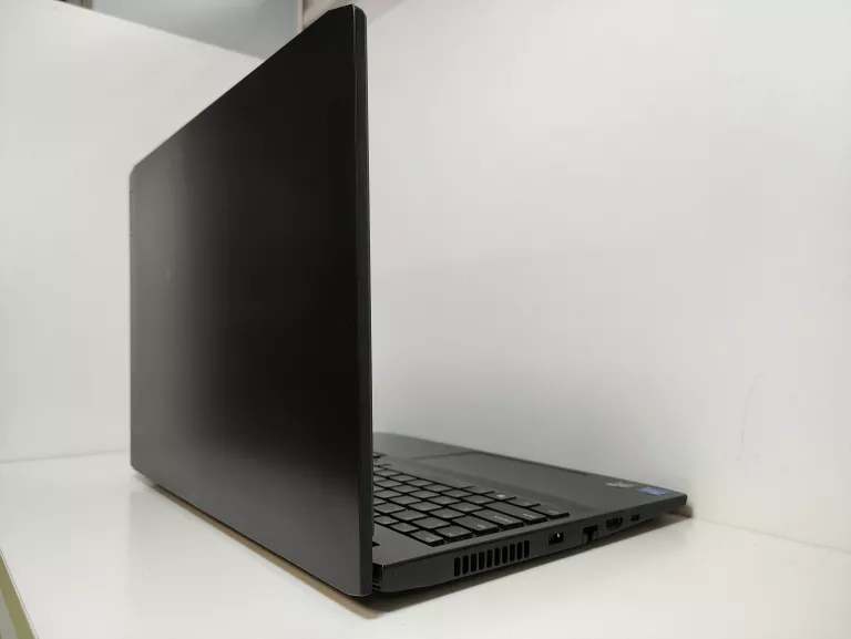 LAPTOP LENOVO IDEAPAD 3-15IHU6 15,6 " INTEL CORE I5 16 GB / 512 WIN 11HOME