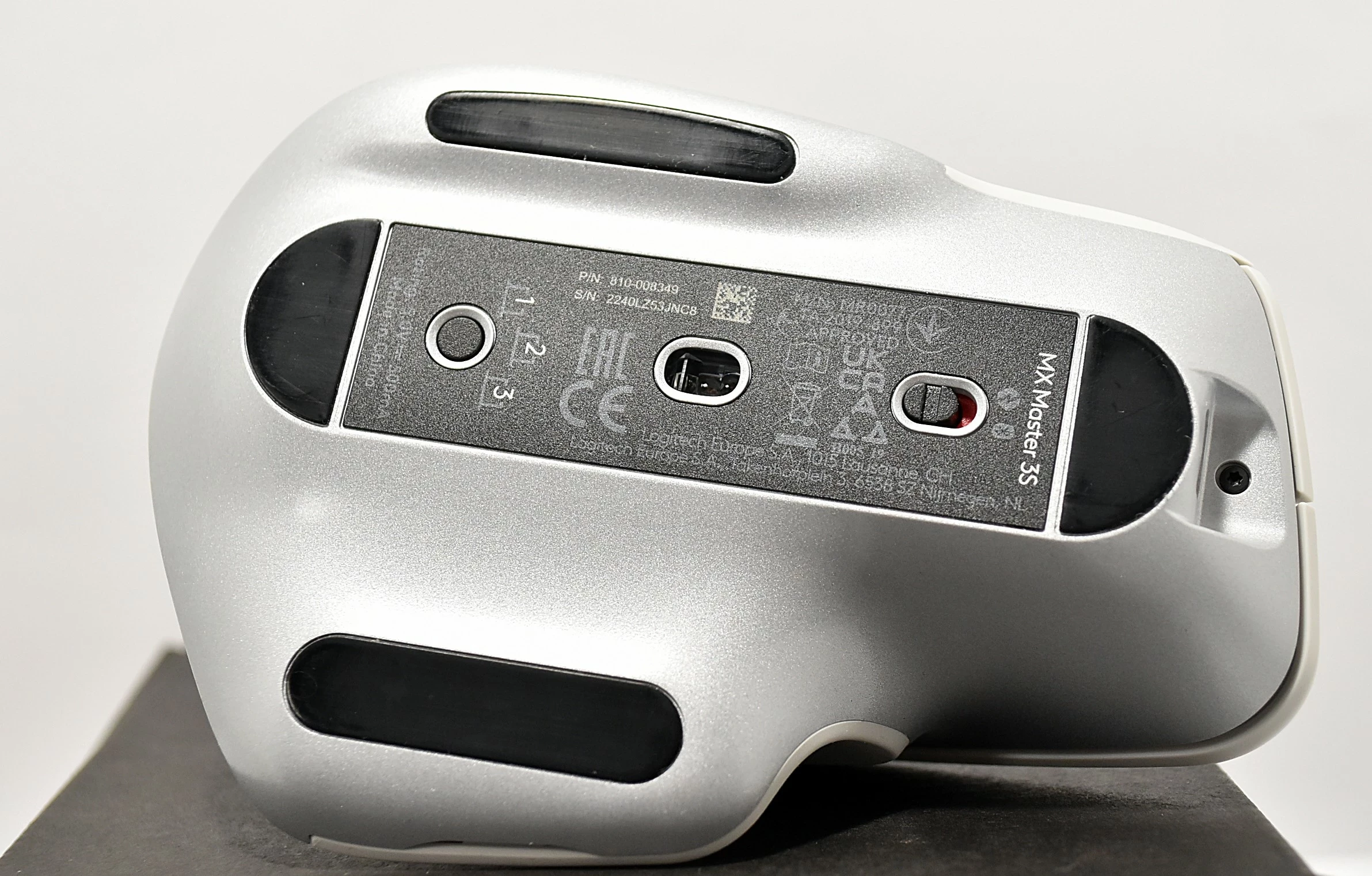 mysz-logitech-mx-master-3s-universal-pale-grey-kod-producenta-910-006560