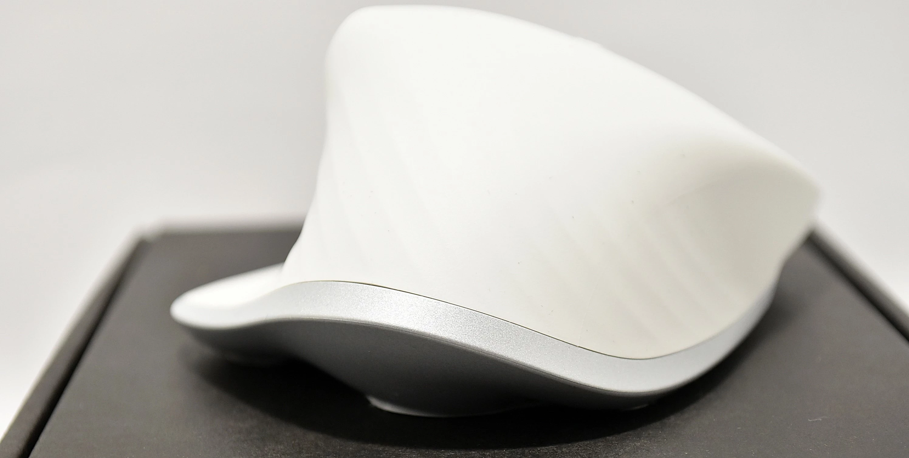 mysz-logitech-mx-master-3s-universal-pale-grey-profil-myszy-224697-309217